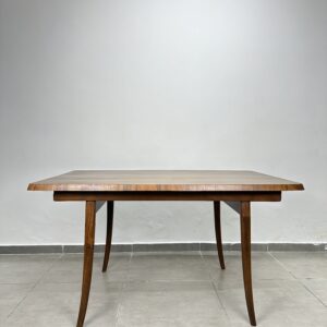 Mesa anos 60