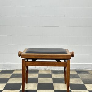 Banqueta de piano com regulagem de altura